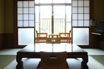 畳のお部屋でのんびりお寛ぎ下さい。